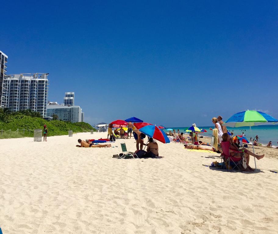 Ocean Front Resort Studio Miami Beach Room photo