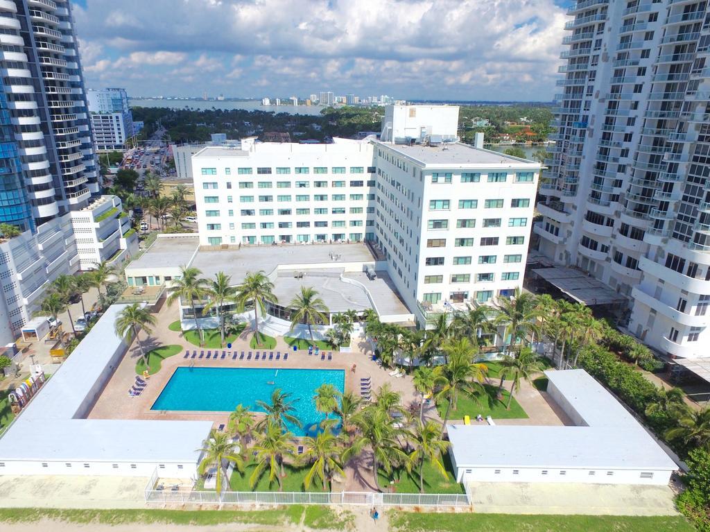 Ocean Front Resort Studio Miami Beach Exterior photo